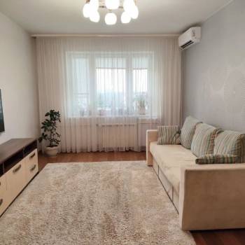 Продается 3-х комнатная квартира, 102 м²