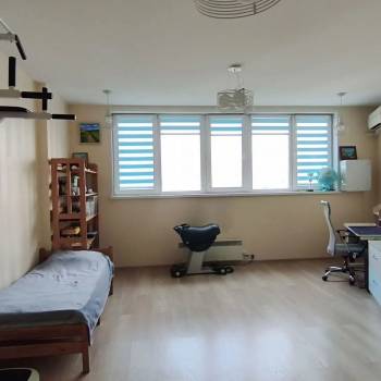 Продается 3-х комнатная квартира, 102 м²