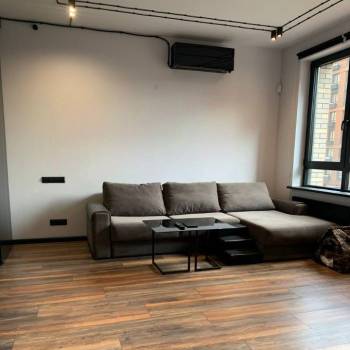 Продается 1-комнатная квартира, 39 м²