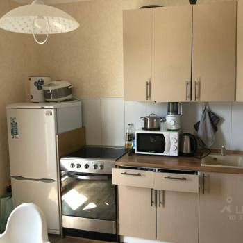 Сдается 1-комнатная квартира, 40 м²