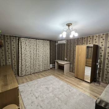 Продается 1-комнатная квартира, 36,7 м²