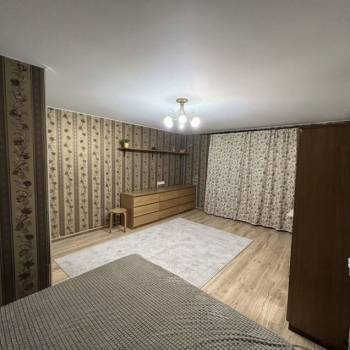 Продается 1-комнатная квартира, 36,7 м²