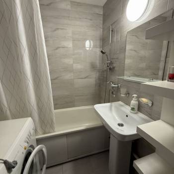 Сдается 2-х комнатная квартира, 52 м²
