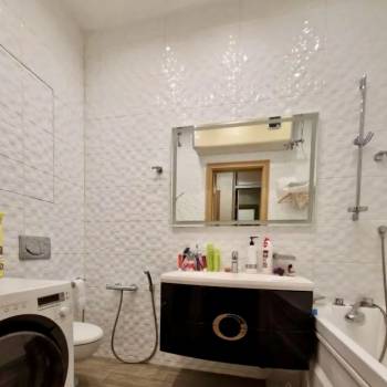 Сдается Многокомнатная квартира, 90 м²