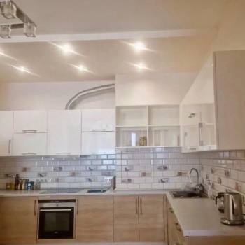 Сдается Многокомнатная квартира, 90 м²