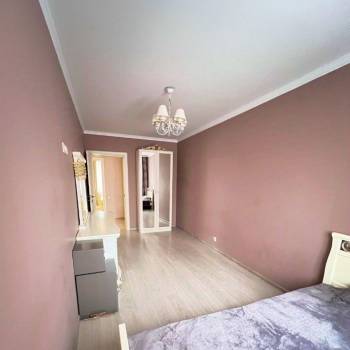 Сдается Многокомнатная квартира, 60 м²