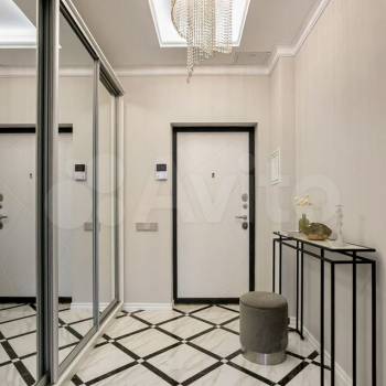 Сдается 2-х комнатная квартира, 82 м²