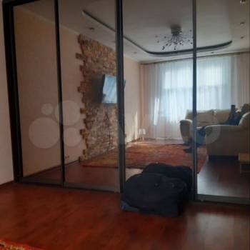 Сдается 1-комнатная квартира, 45 м²