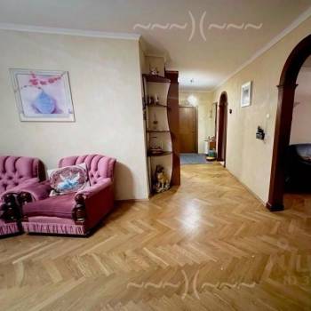 Сдается Многокомнатная квартира, 147 м²