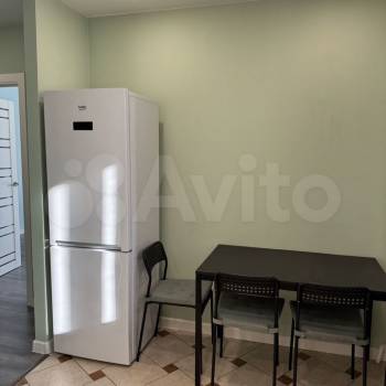 Сдается 1-комнатная квартира, 37,3 м²