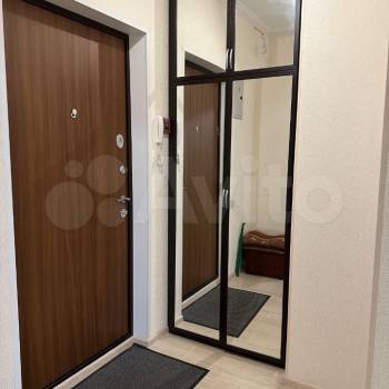 Продается 1-комнатная квартира, 39 м²