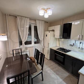 Продается 1-комнатная квартира, 46,1 м²