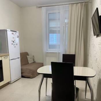 Сдается 1-комнатная квартира, 48 м²
