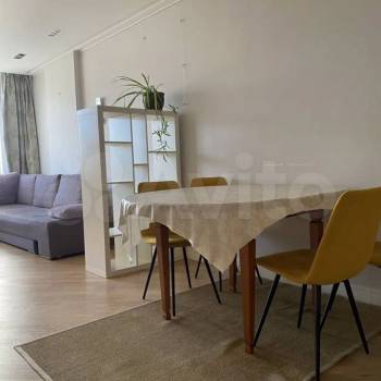 Продается Многокомнатная квартира, 105 м²