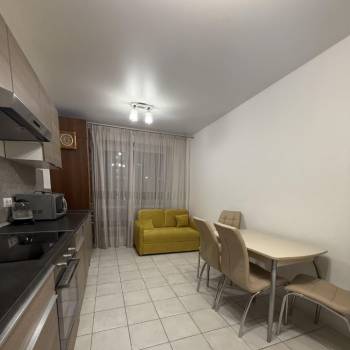 Сдается Многокомнатная квартира, 76 м²