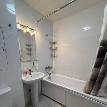Сдается Многокомнатная квартира, 76 м²