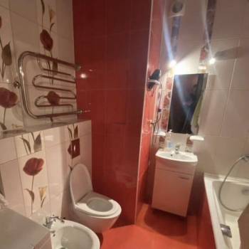 Продается 1-комнатная квартира, 45 м²
