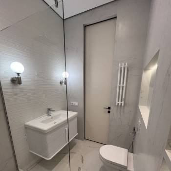 Продается Многокомнатная квартира, 110 м²