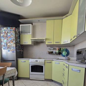 Продается 1-комнатная квартира, 37 м²