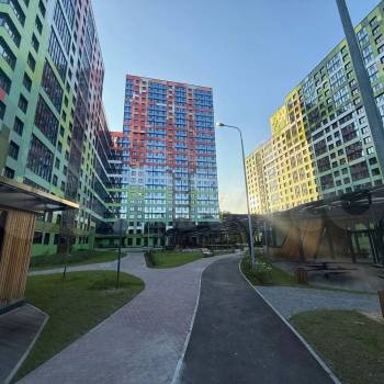 Продается 1-комнатная квартира, 41 м²