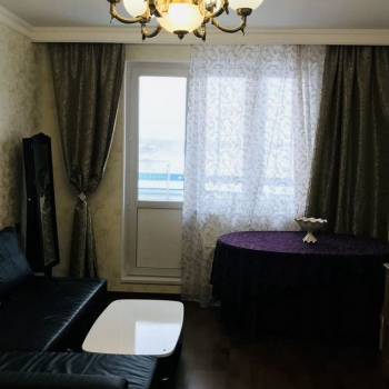 Продается 1-комнатная квартира, 38 м²