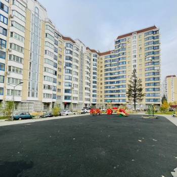 Продается 1-комнатная квартира, 38 м²