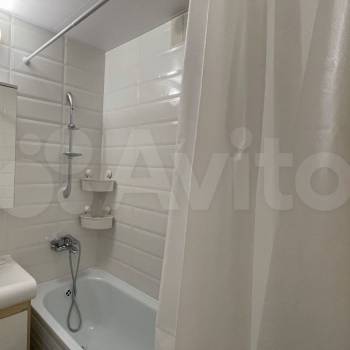 Продается 1-комнатная квартира, 38 м²