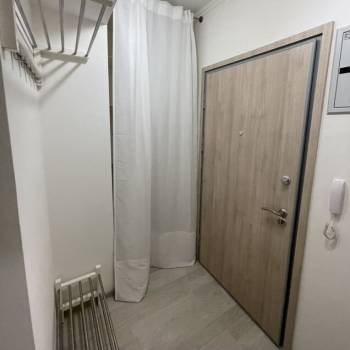 Продается 1-комнатная квартира, 38 м²