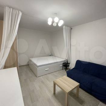 Продается 1-комнатная квартира, 38 м²