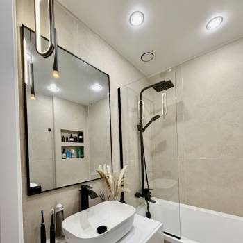 Продается 1-комнатная квартира, 35 м²
