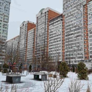 Продается 3-х комнатная квартира, 130 м²