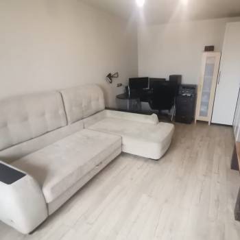 Продается 1-комнатная квартира, 37,8 м²