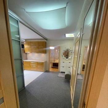 Продается 3-х комнатная квартира, 63 м²