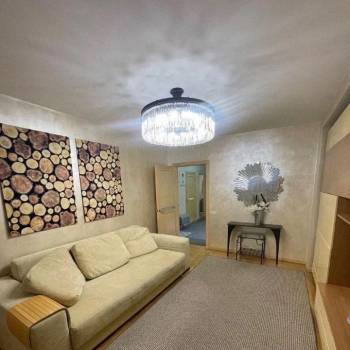 Продается 3-х комнатная квартира, 63 м²