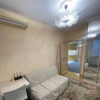 Продается 3-х комнатная квартира, 63 м²