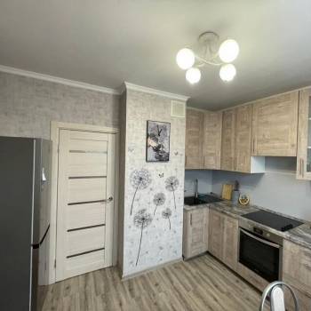 Сдается 1-комнатная квартира, 39 м²