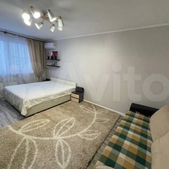 Сдается 1-комнатная квартира, 39 м²
