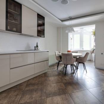 Продается Многокомнатная квартира, 117,6 м²