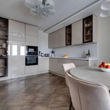 Продается Многокомнатная квартира, 117,6 м²