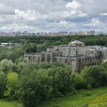 Продается Многокомнатная квартира, 179,2 м²