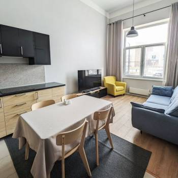 Сдается Многокомнатная квартира, 60 м²