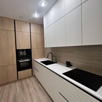 Продается 1-комнатная квартира, 45 м²