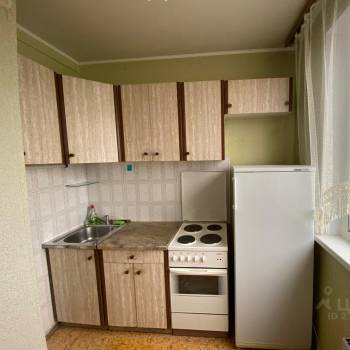 Сдается 1-комнатная квартира, 37 м²