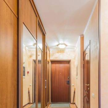 Продается Многокомнатная квартира, 95 м²