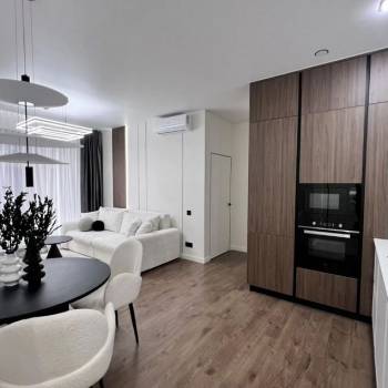 Продается 1-комнатная квартира, 45 м²