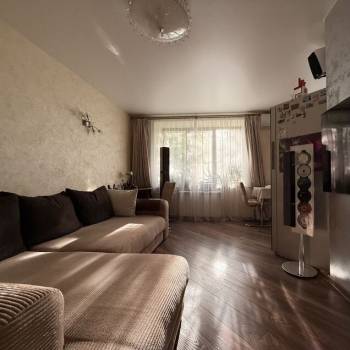 Продается 1-комнатная квартира, 30 м²