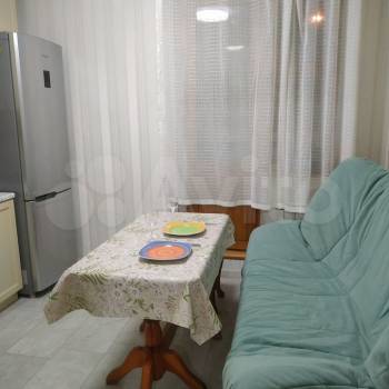 Сдается 1-комнатная квартира, 38 м²