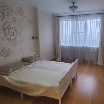 Продается 3-х комнатная квартира, 141 м²