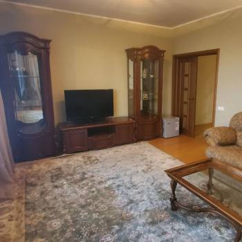 Продается 3-х комнатная квартира, 141 м²