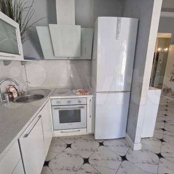 Продается 1-комнатная квартира, 40,8 м²